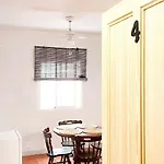 Casa Veronica 1. Piso Entero. Apartment *
