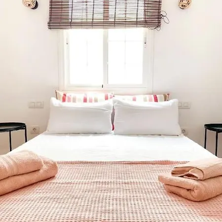 Casa Veronica 1. Piso Entero. * 아로나