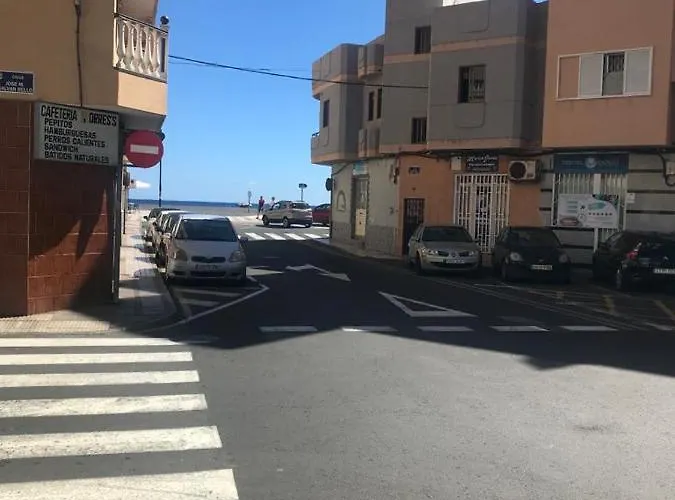 Casa Veronica 1. Piso Entero. Apartamento